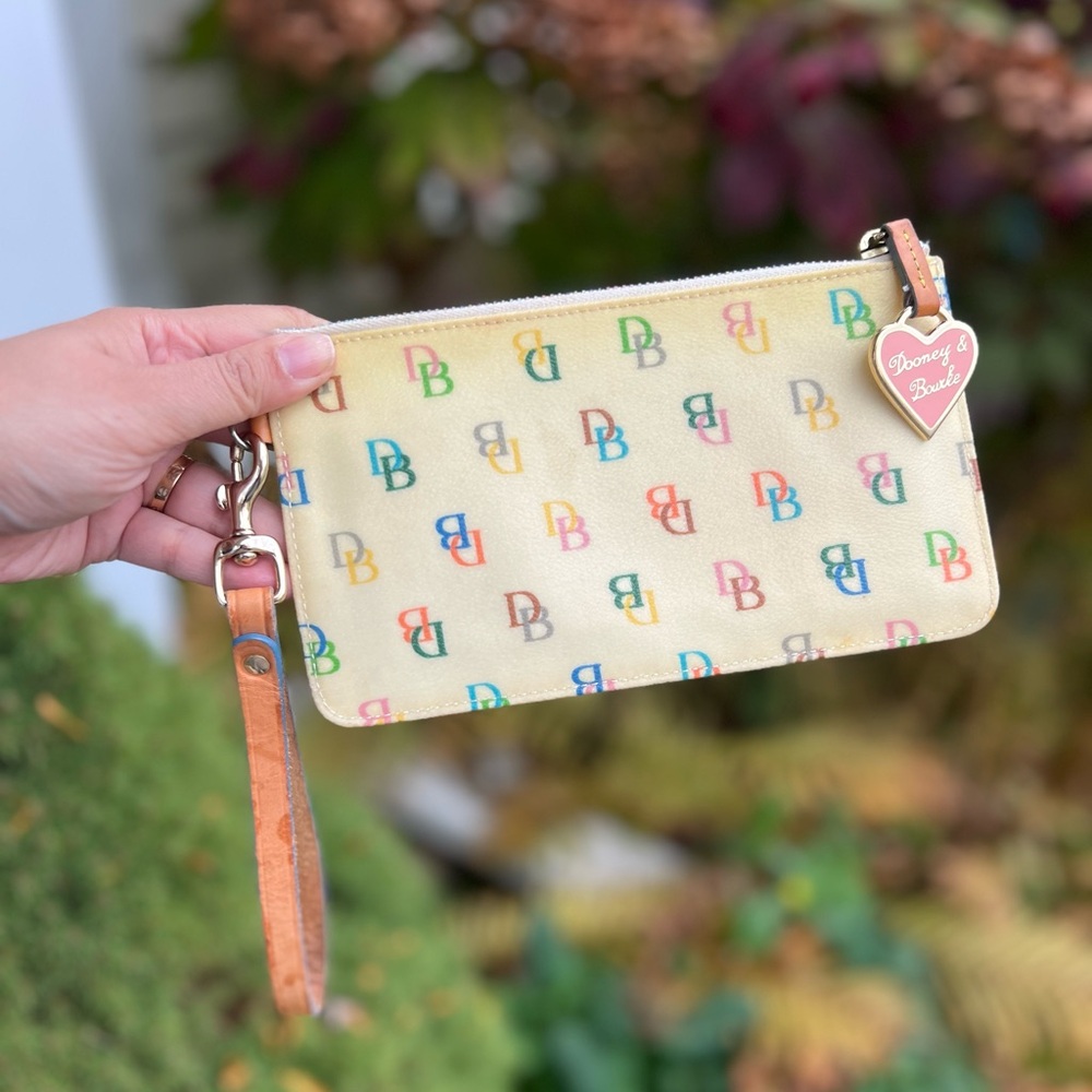 Dooney & Bourke Multicolor Logo Wristlet 🌈 💕 Y2K